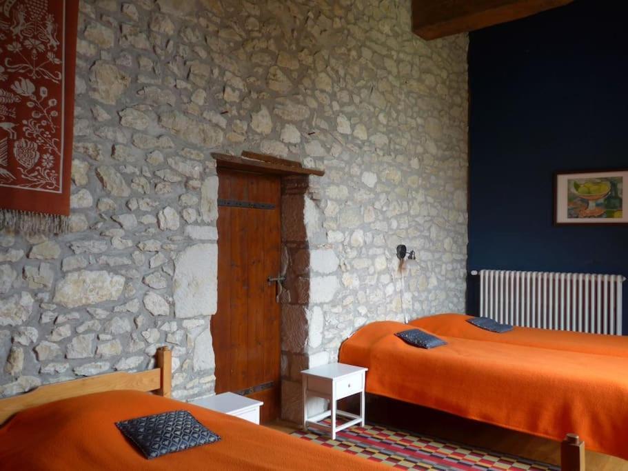 Chateau Barayre - Beautiful 12Th Century Castle With Pool And Large Garden Laussou Buitenkant foto