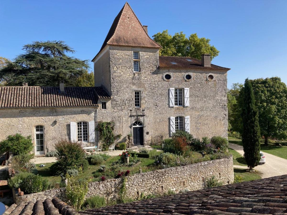 Chateau Barayre - Beautiful 12Th Century Castle With Pool And Large Garden Laussou Buitenkant foto